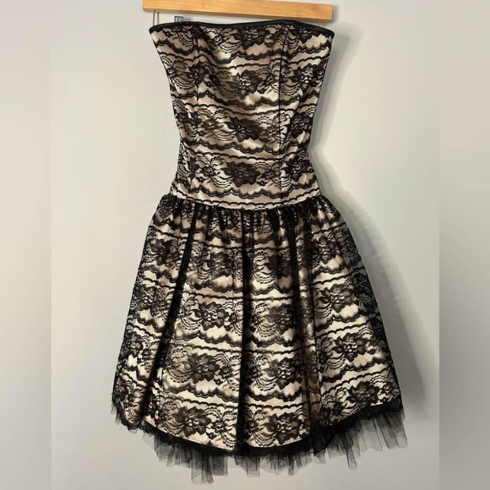 Jessica McClintock for Gunne Sax Black Lace Strapless Tulle Mini Dress - Picture 2 of 9